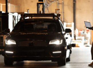 Qualcomm Sets $22 Billion Target in IoT, Automotive Markets